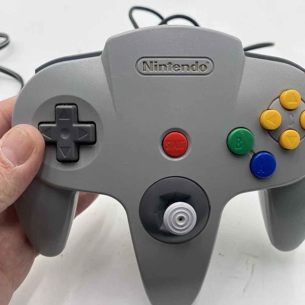 Nintendo 64 N64 Gray Controller NUS-005 Authentic OEM STICK IS A LITTLE LOOSE